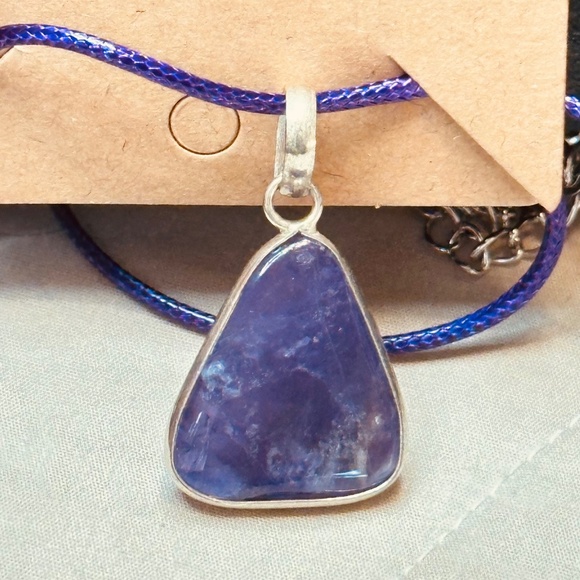 925 Sterling Silver Plated & Amethyst Stone/Crystal Trillion Cut Pendant EUC - Picture 7 of 12